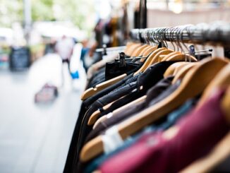 17. "Zara'daki Alışveriş Merkezleri ve Pazar Yerleri"